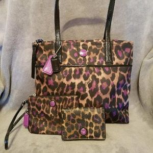 Authentic coach purse set
